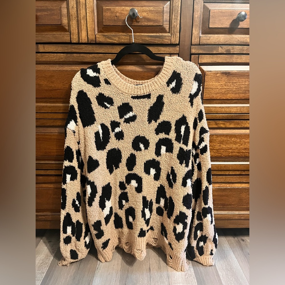 Leopard Print Sweater - Black and Tan